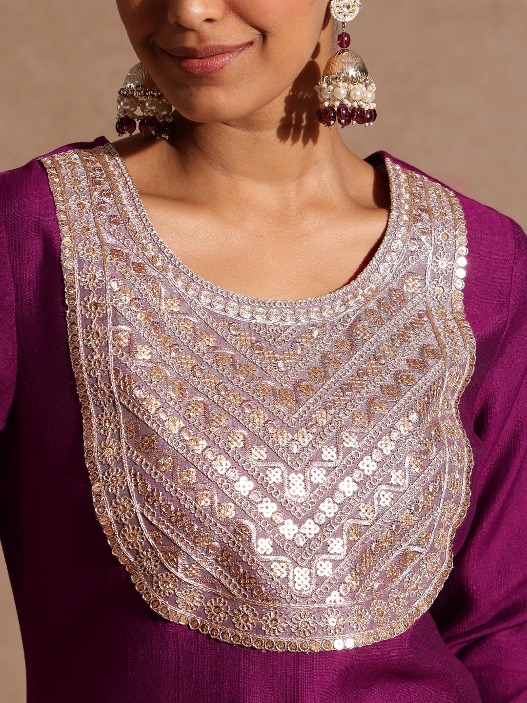 Ninnique Women's Purple Silk Blend Zari Yoke Embroidery Straight Kurta Set