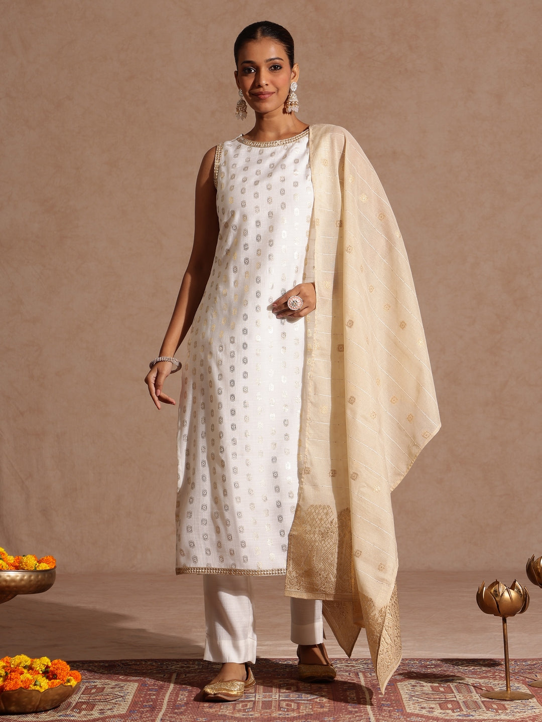 Ninnique Women's White Silk Blend Embellished Gold Printed Straight Kurta Set