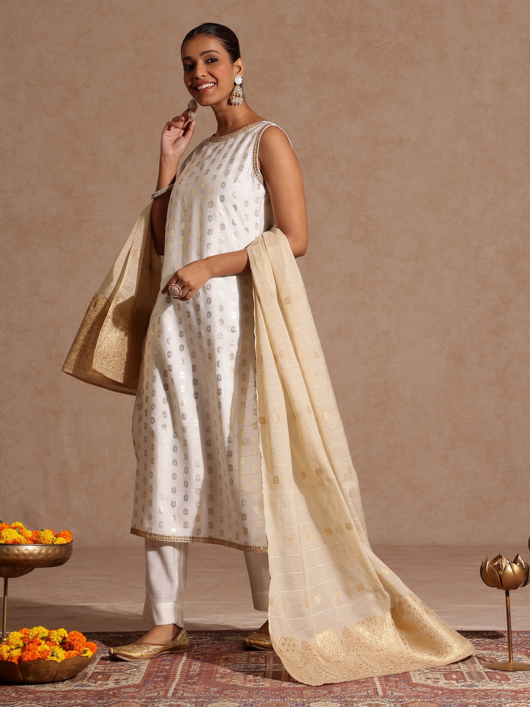 Ninnique Women's White Silk Blend Embellished Gold Printed Straight Kurta Set