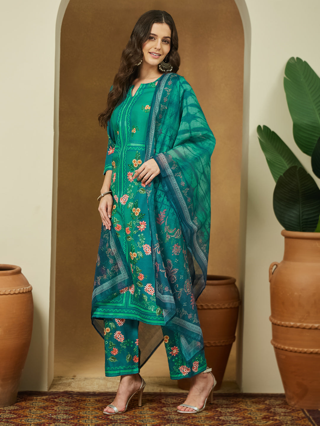 Ninnique Women's Teal Blue Cotton Blend Floral Printed Straight Kurta Set