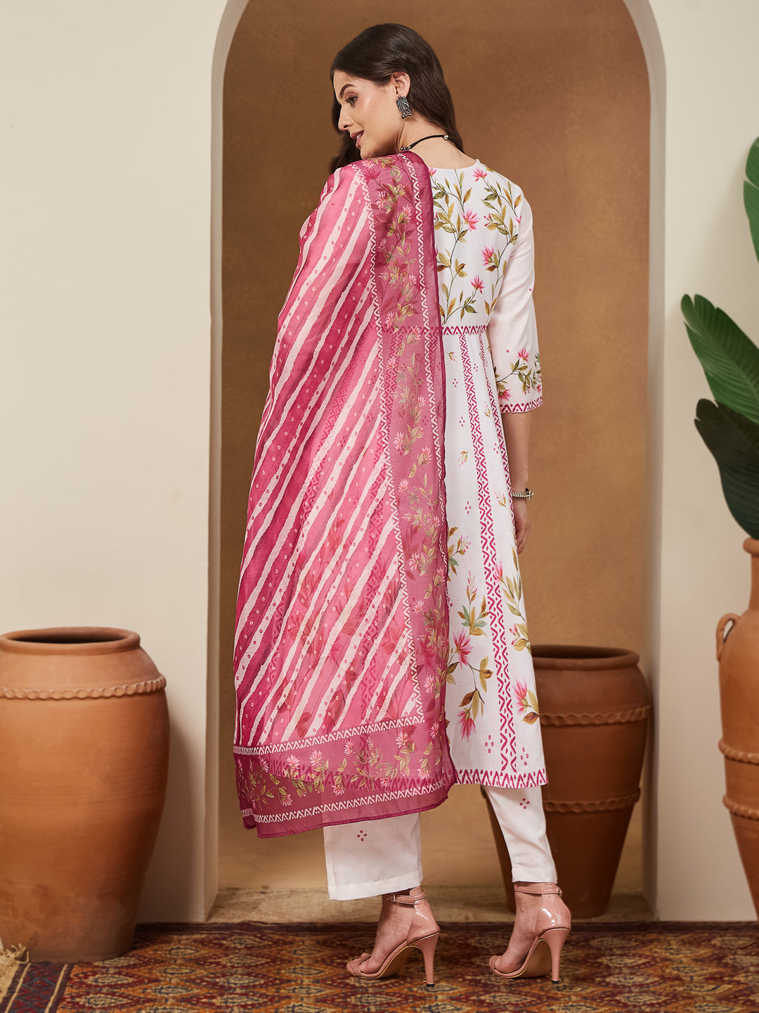 Ninnique Women's Cream Cotton Blend Floral Printed Anarkali Kurta Set
