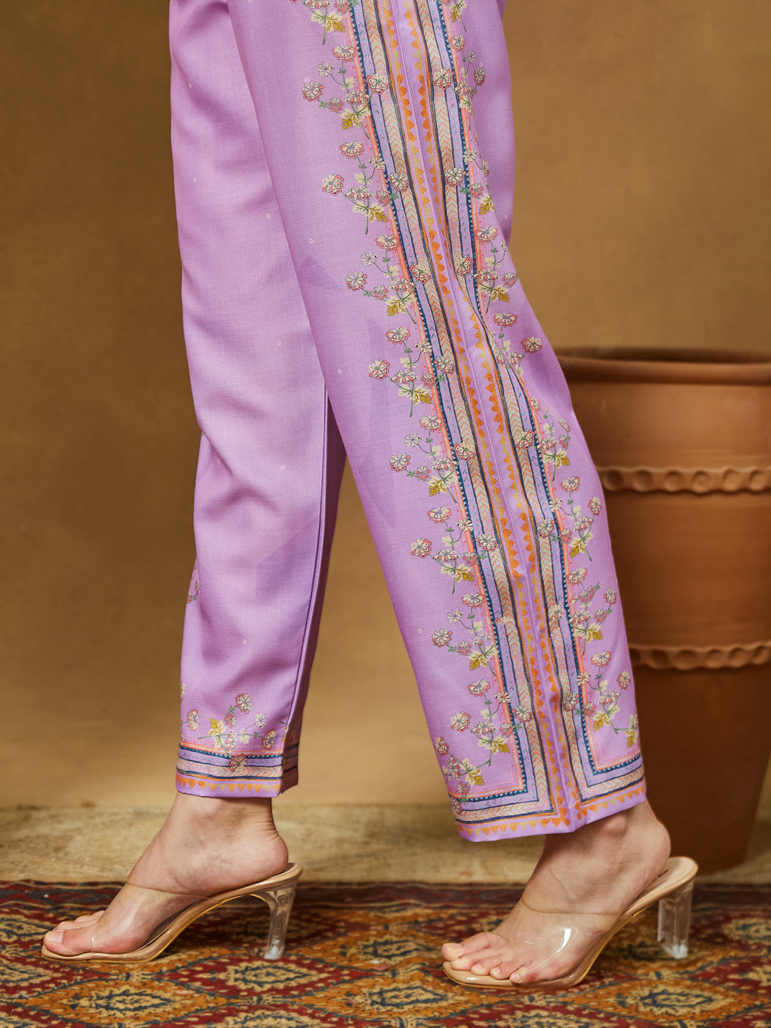 Ninnique Women's Lavender Cotton Blend Floral Printed Straight Kurta Set