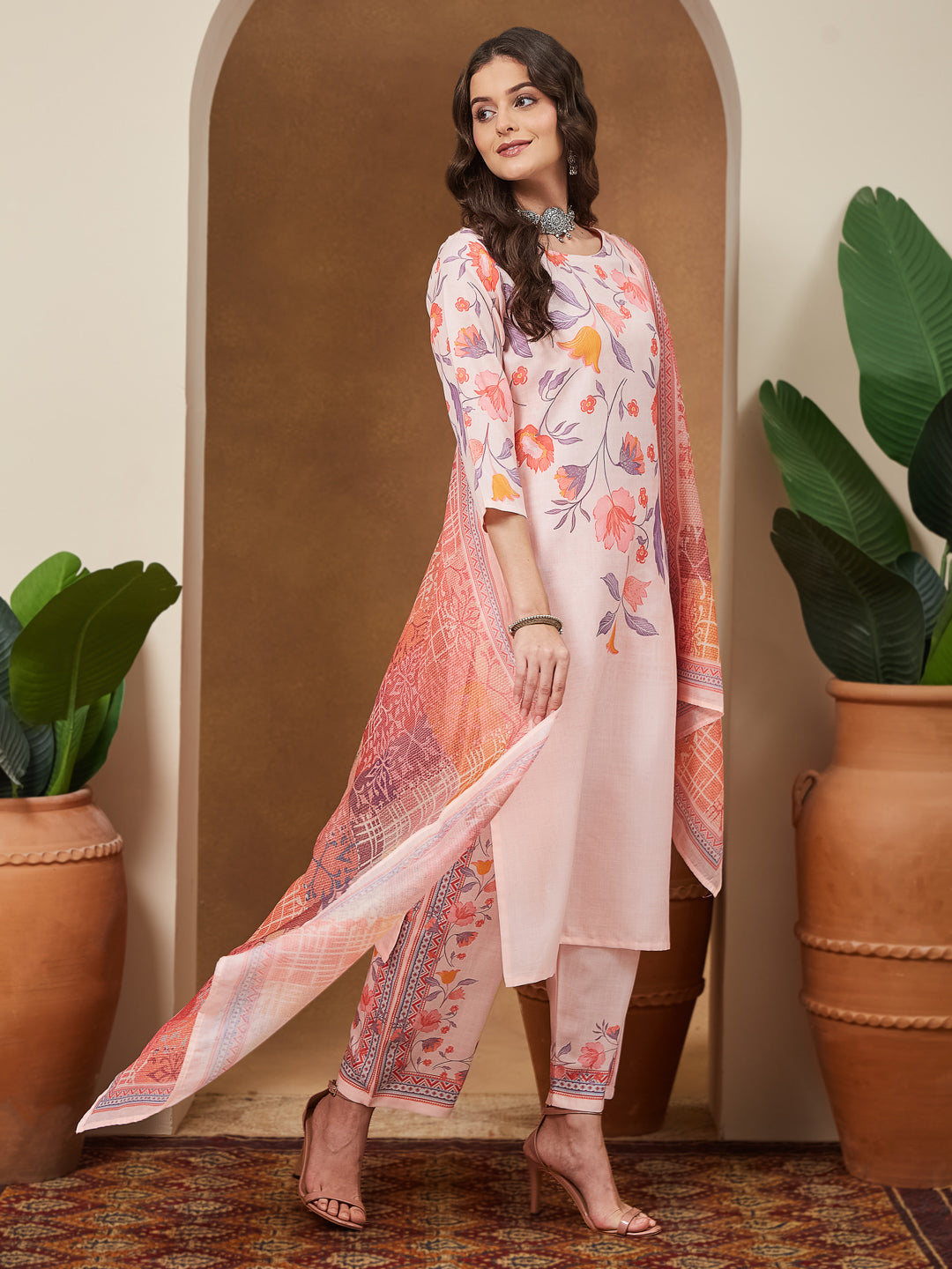 Ninnique Women's Peach Cotton Blend Floral Printed Straight Kurta Set