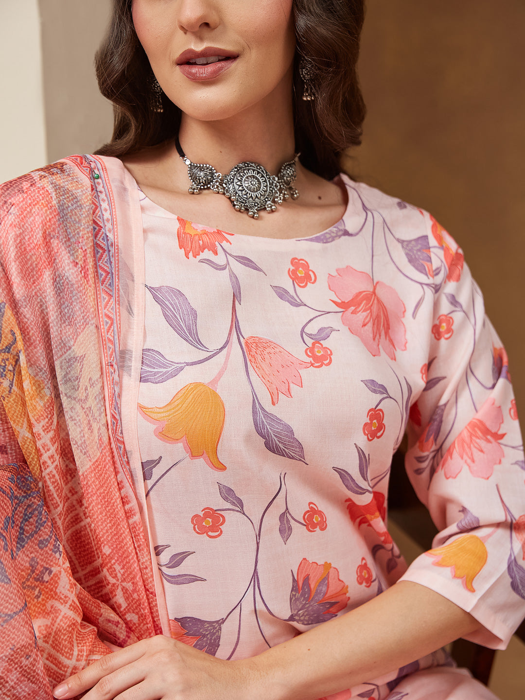 Ninnique Women's Peach Cotton Blend Floral Printed Straight Kurta Set