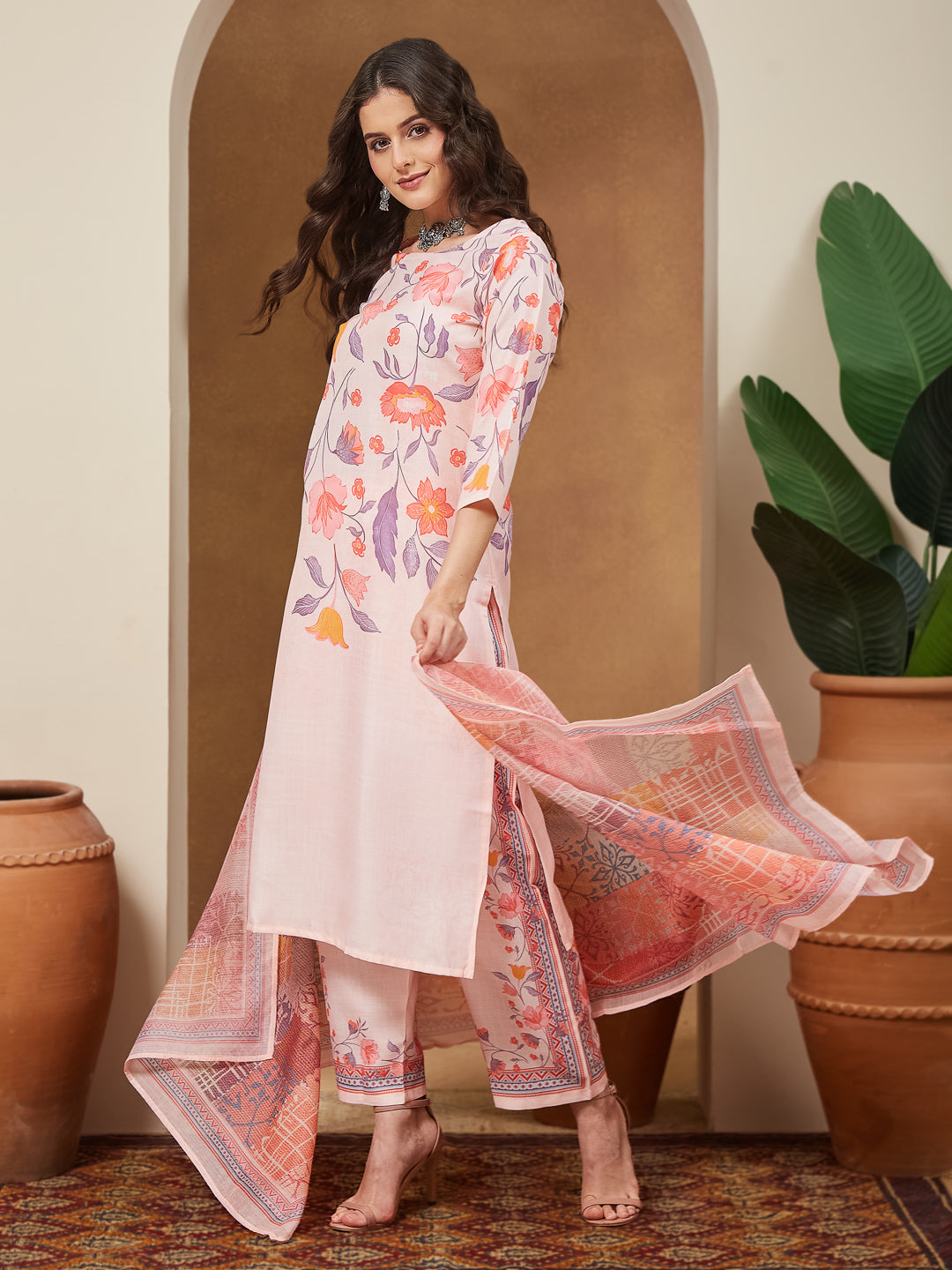 Ninnique Women's Peach Cotton Blend Floral Printed Straight Kurta Set