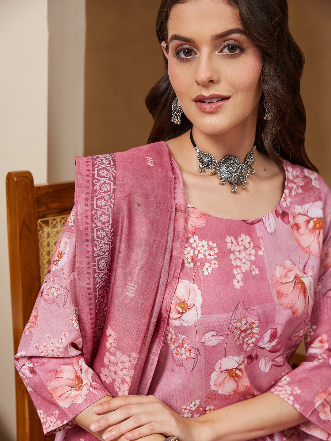 Ninnique Women's Pink Cotton Blend Floral Printed Straight Kurta Set