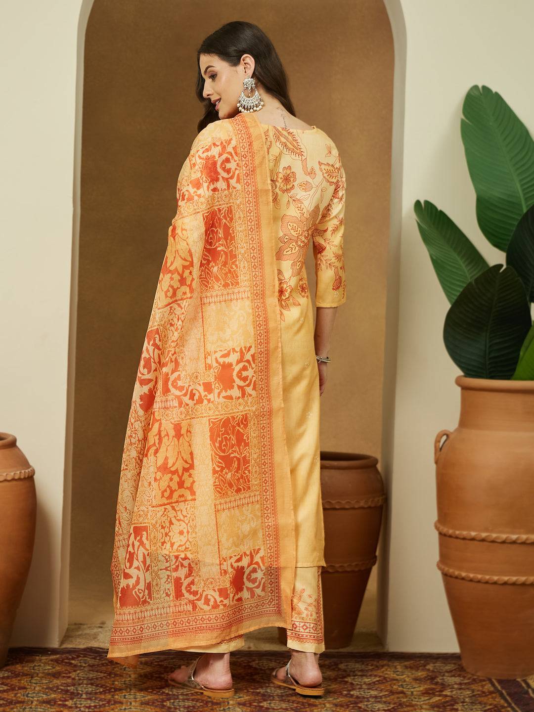 Ninnique Women's Yellow Cotton Blend Floral Printed Straight Kurta Set