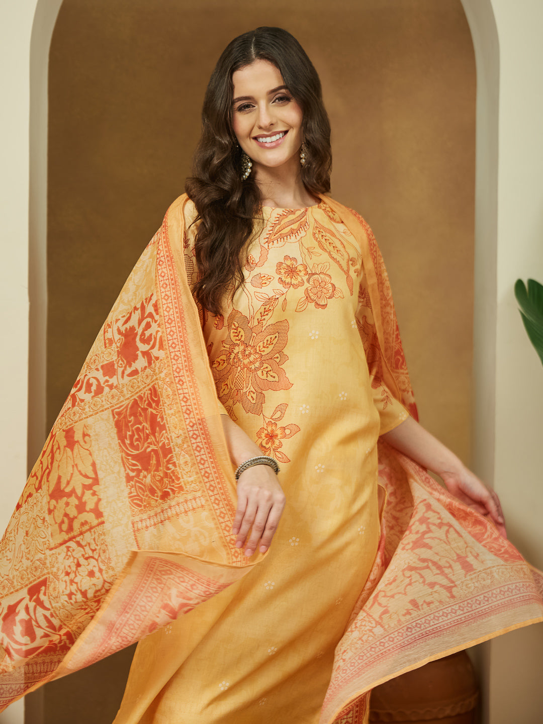 Ninnique Women's Yellow Cotton Blend Floral Printed Straight Kurta Set