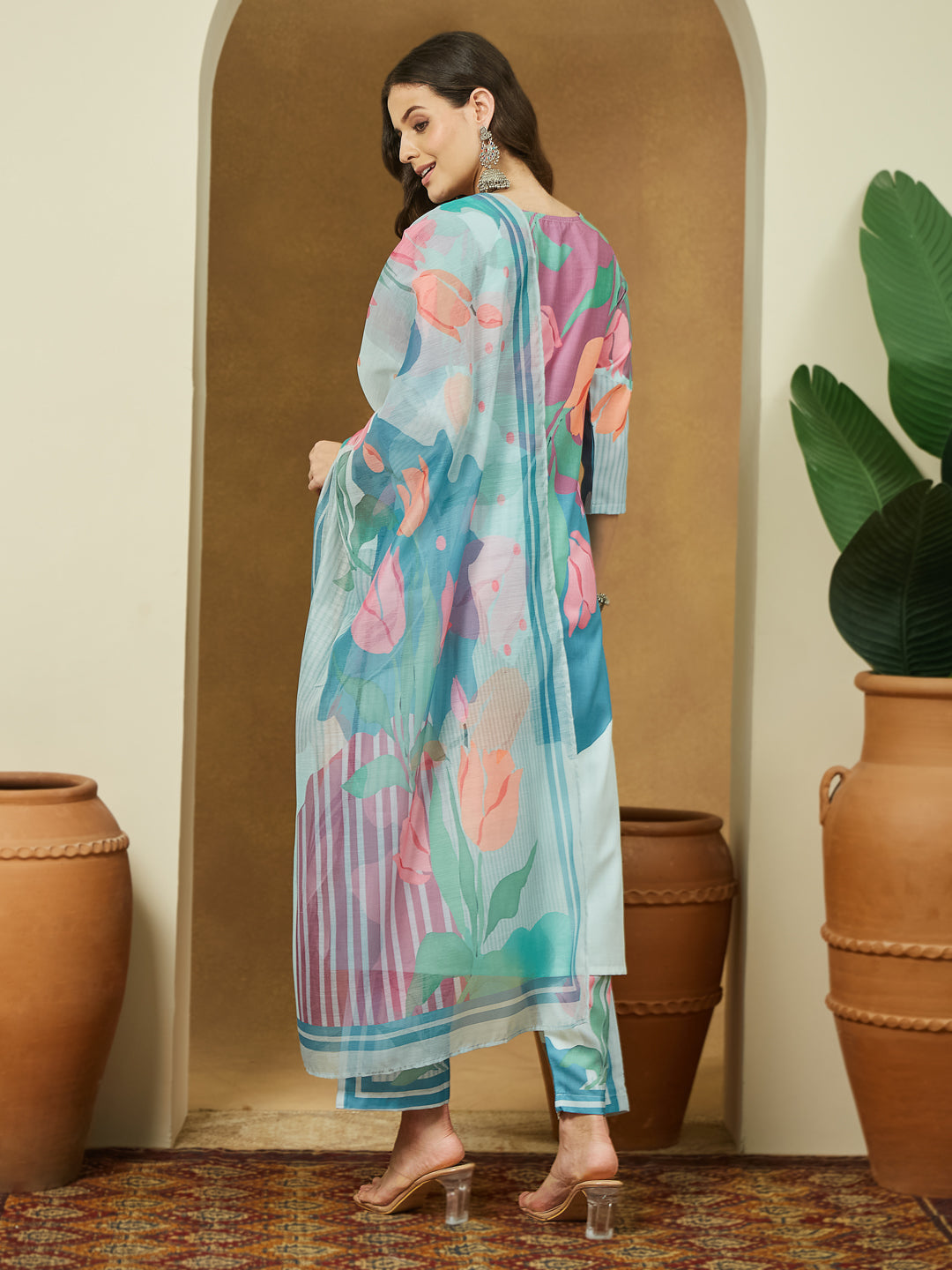 Ninnique Women's Multicolor Cotton Blend Abstract Printed Straight Kurta Set