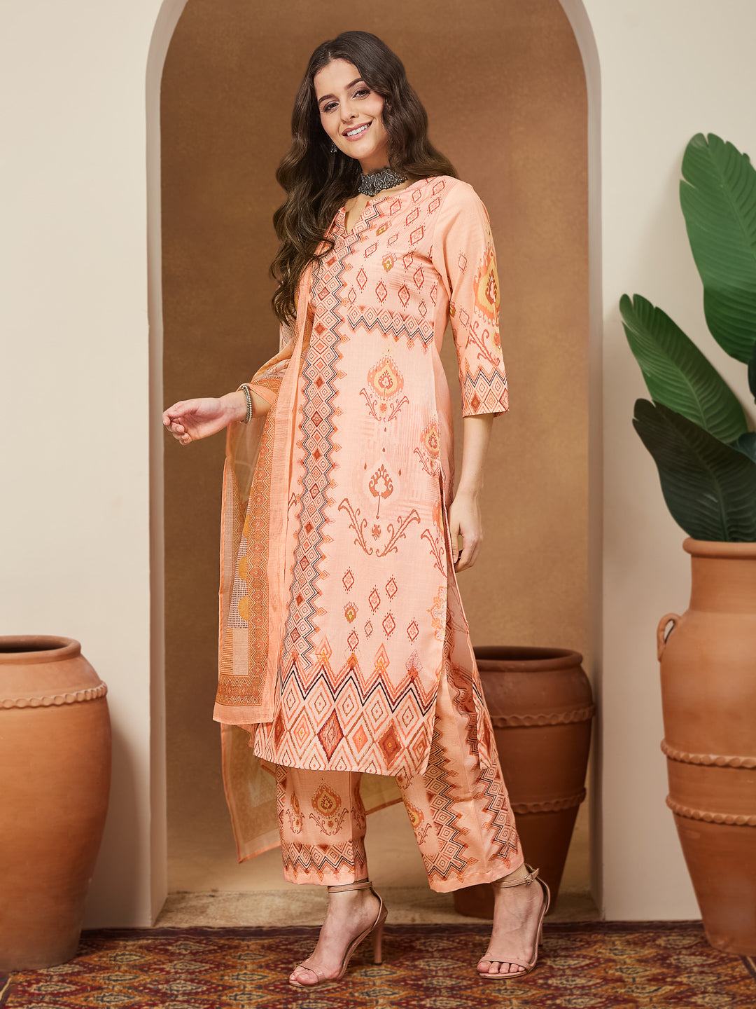Ninnique Women's Peach Cotton Blend Geometric Printed Straight Kurta Set
