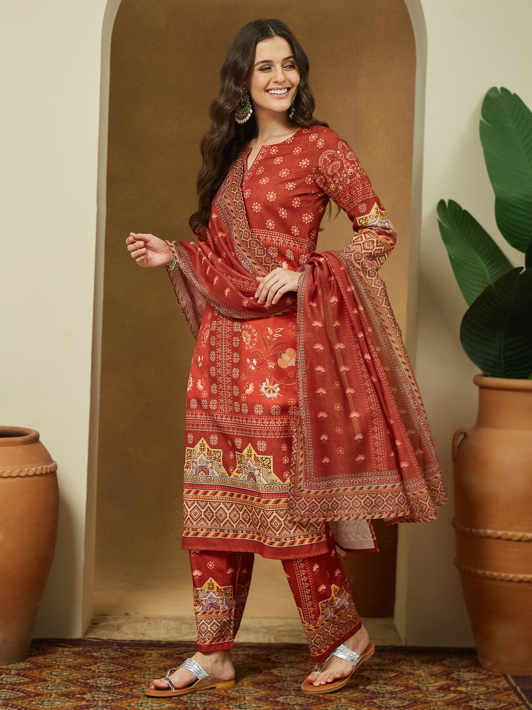 Ninnique Women's Rust Cotton Blend Floral Printed Pakistani Straight Kurta Set