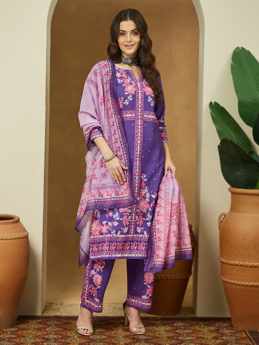 Ninnique Women's Purple Cotton Blend Floral Printed Straight Kurta Set
