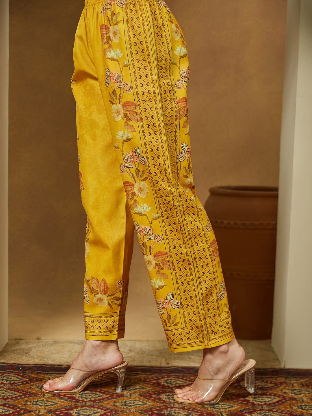 Ninnique Women's Yellow Cotton Blend Floral Printed Pakistani Floral Straight Kurta Set