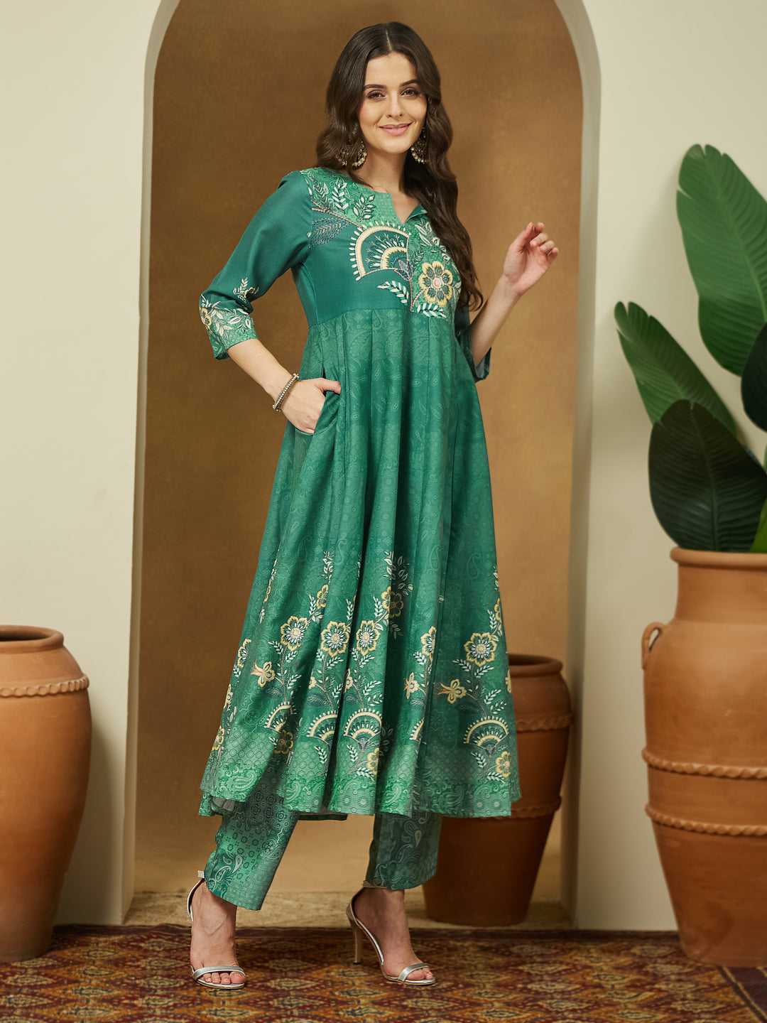 Ninnique Women's Sage Green Cotton Blend Floral Printed Anarkali Kurta Set