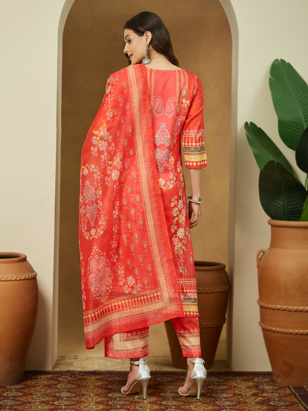 Ninnique Women's Orange Cotton Blend Ethnic Motifs Printed Pakistani Straight Kurta Set