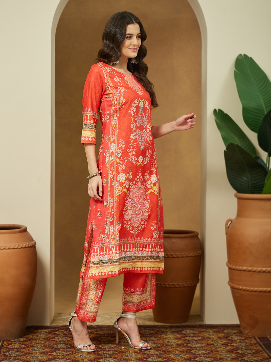Ninnique Women's Orange Cotton Blend Ethnic Motifs Printed Pakistani Straight Kurta Set