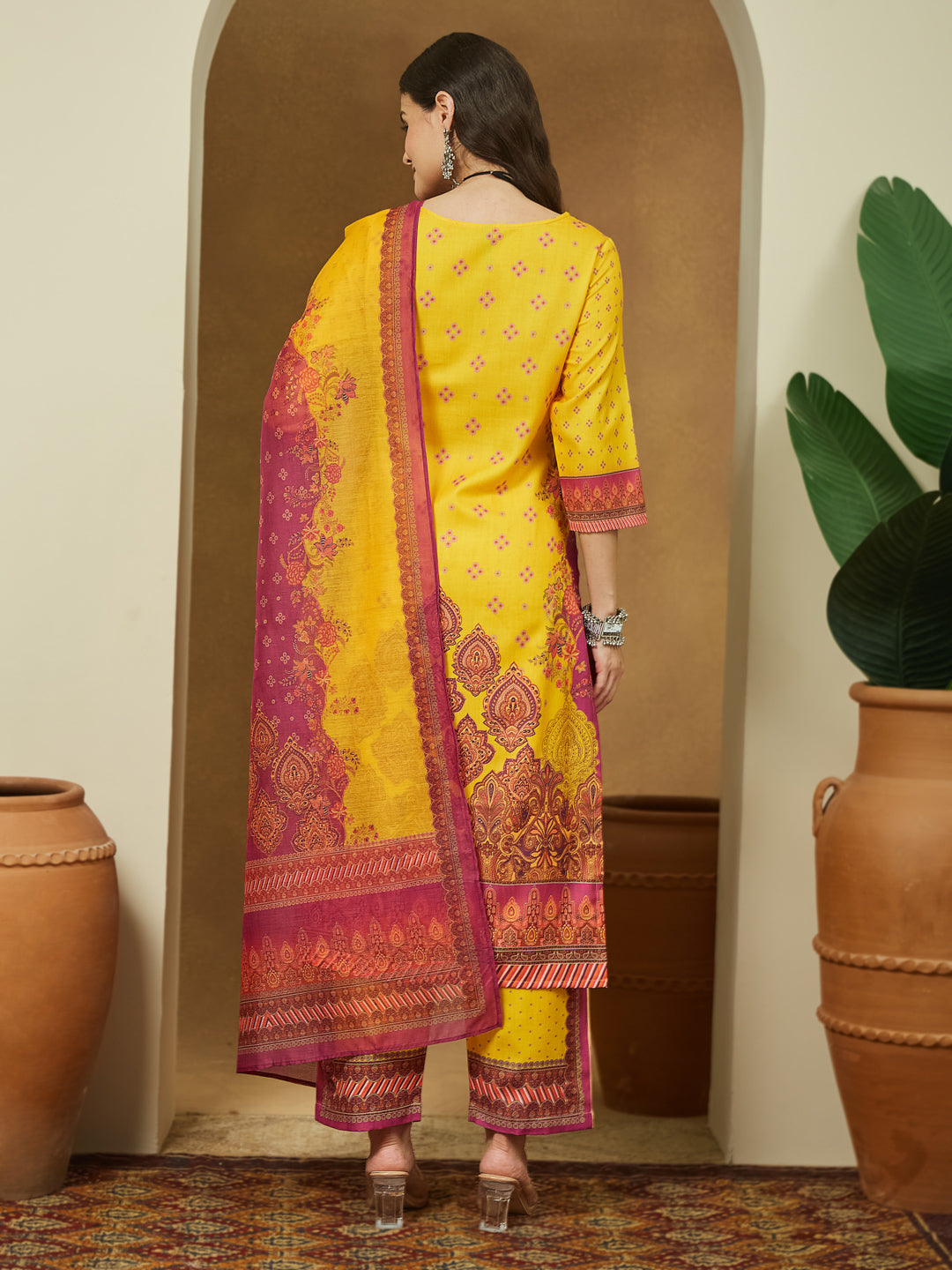 Ninnique Women's Yellow Cotton Blend Floral Printed Straight Kurta Set