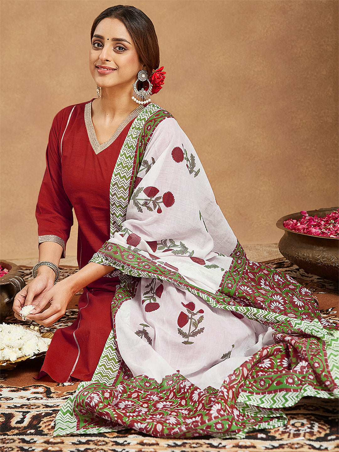 Ninnique Women's Red Pure Cotton Embellished Straight Kurta Set