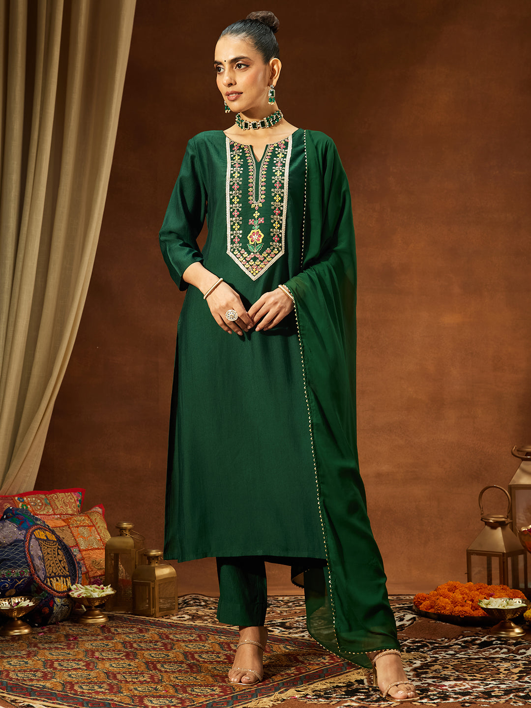 Ninnique Women's Bottle Green Silk Blend Yoke Embroidered Straight Kurta Set