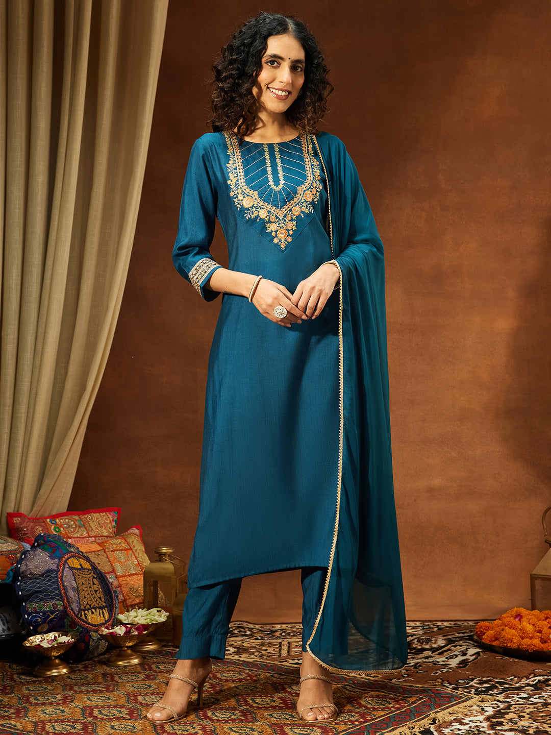 Ninnique Women's Teal Blue Silk Blend Yoke Embroidered Straight Kurta Set