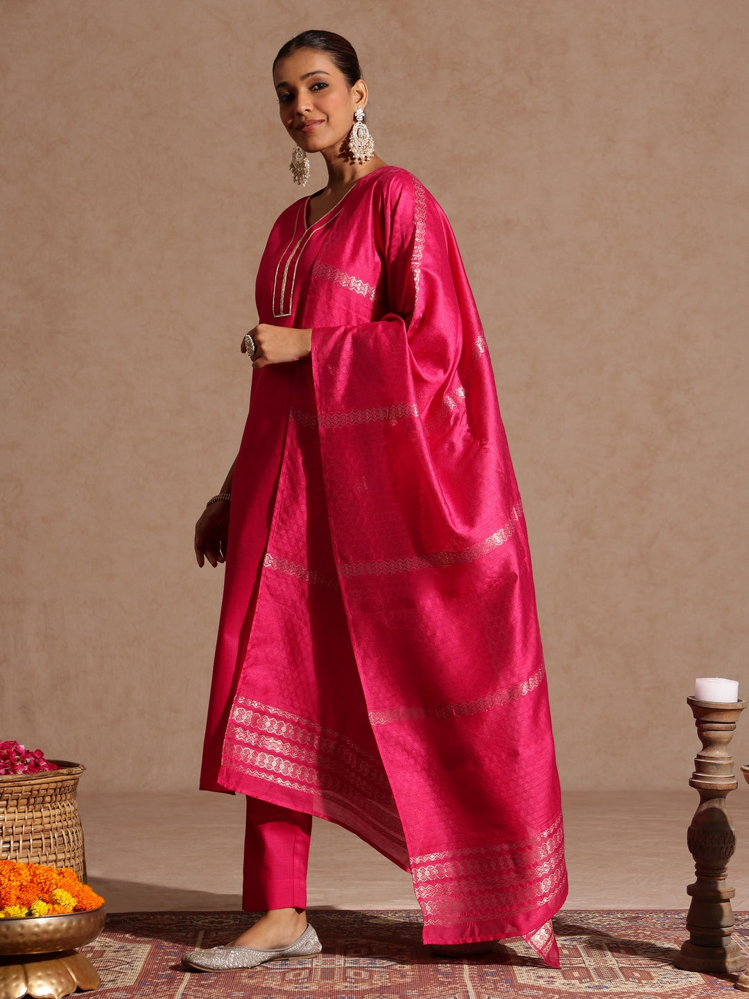 Ninnique Women's Pink Cotton Blend Yoke Design Straight Kurta Set