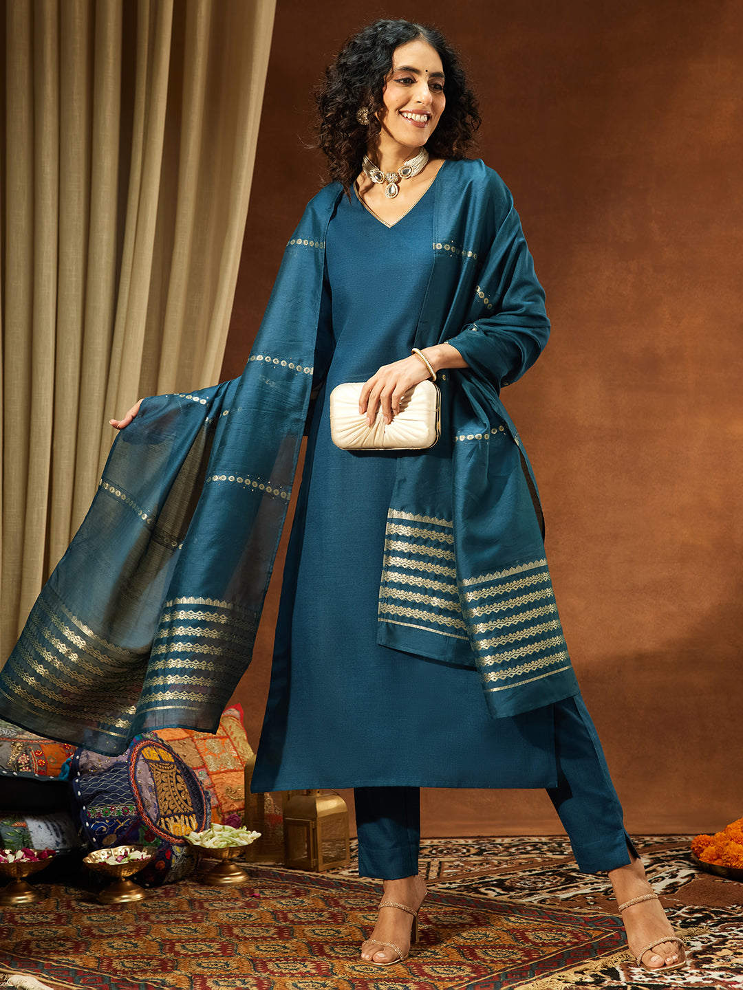 Ninnique Women's Teal Blue Cotton Blend Yoke Design Straight Kurta Set