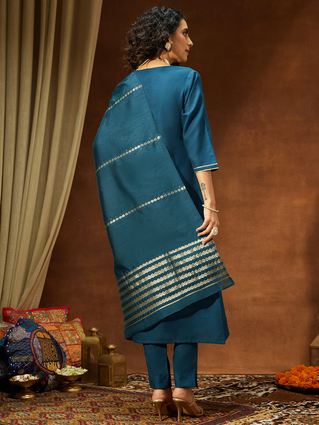 Ninnique Women's Teal Blue Cotton Blend Yoke Design Straight Kurta Set