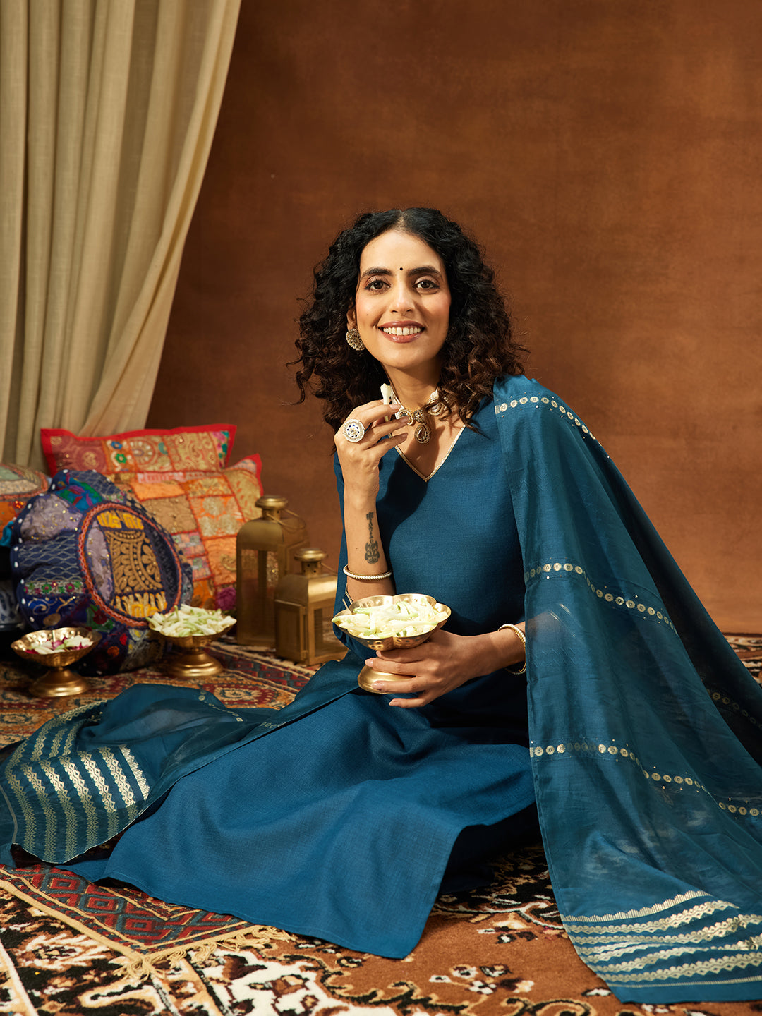 Ninnique Women's Teal Blue Cotton Blend Yoke Design Straight Kurta Set