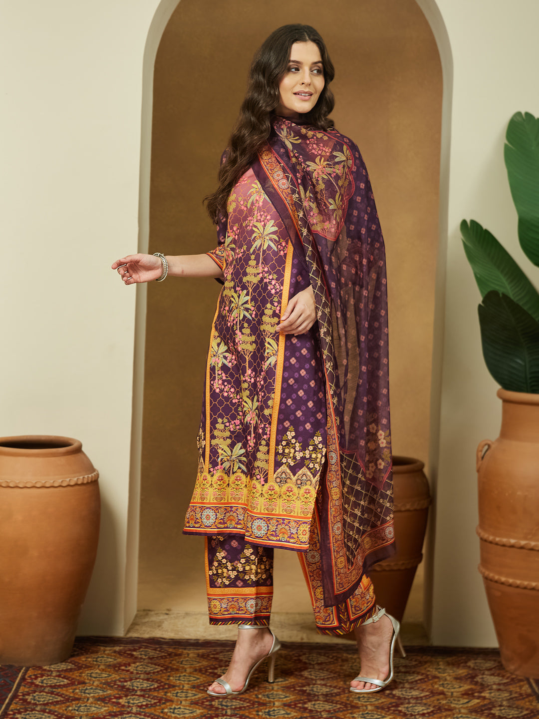 Ninnique Women's Purple Cotton Blend Floral Printed Straight Kurta Set