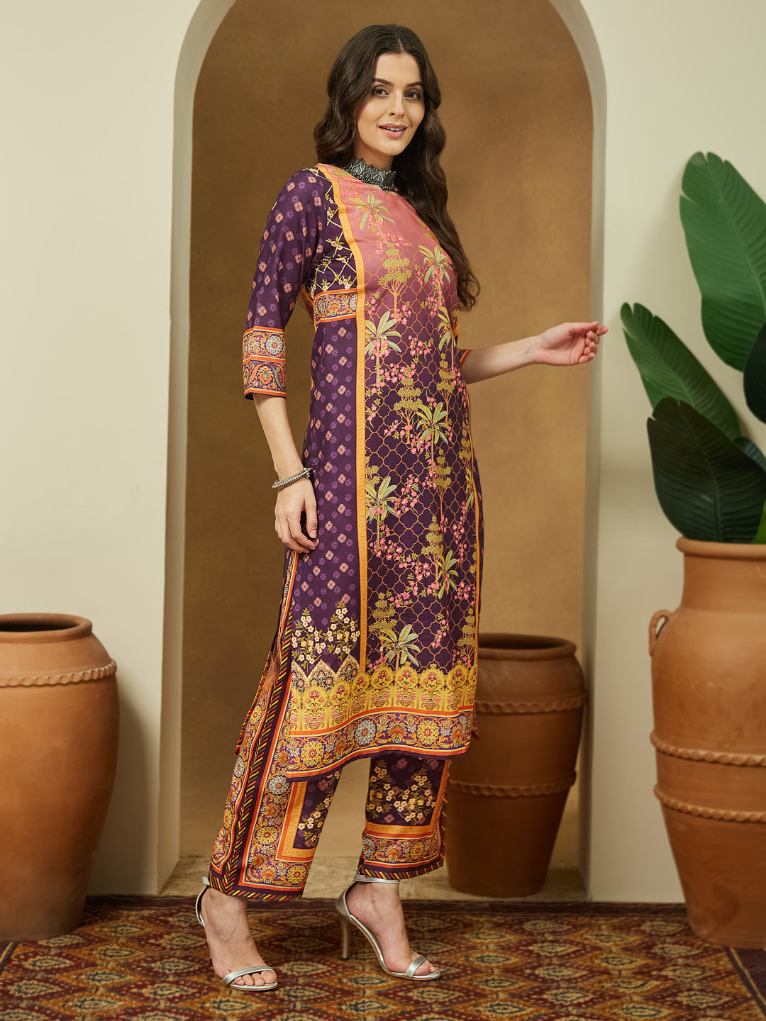 Ninnique Women's Purple Cotton Blend Floral Printed Straight Kurta Set