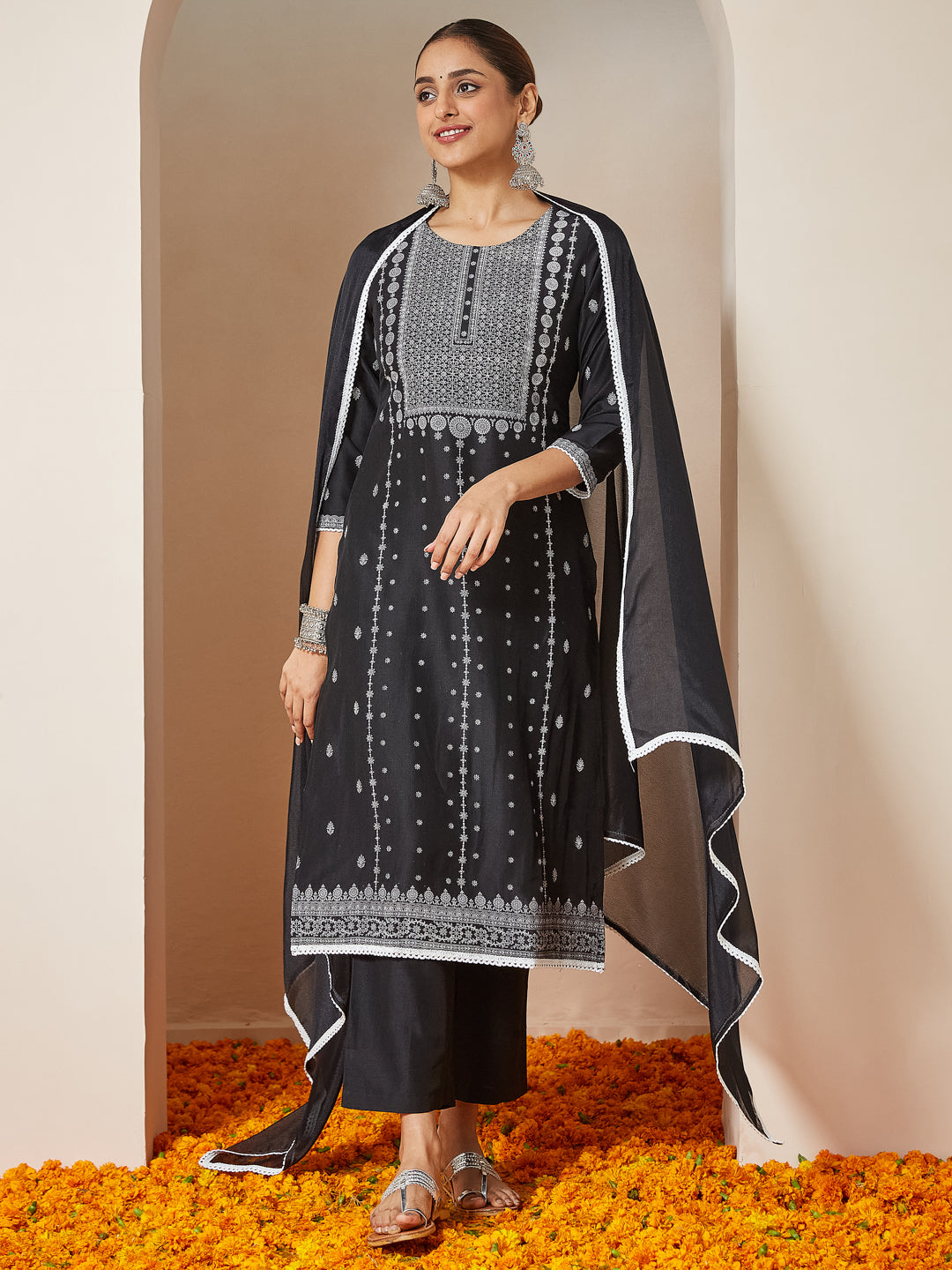Ninnique Women's Black Silk Blend Embellished Straight Kurta Set