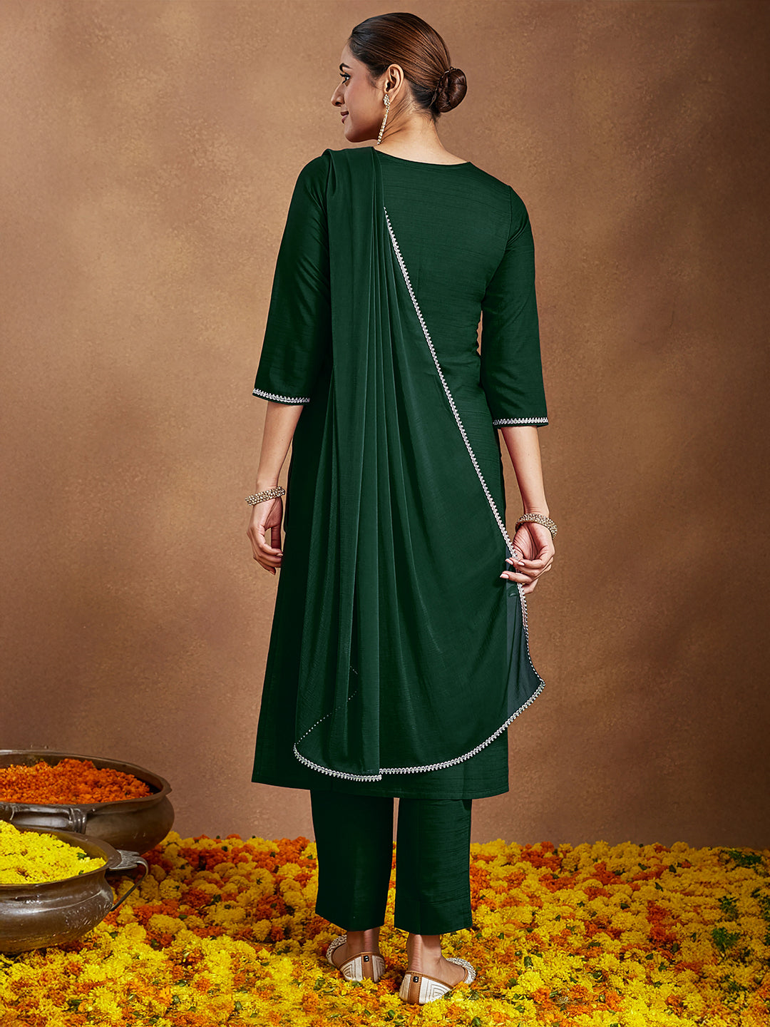 Ninnique Women's Bottle Green Silk Blend Embroidered Straight Kurta Set
