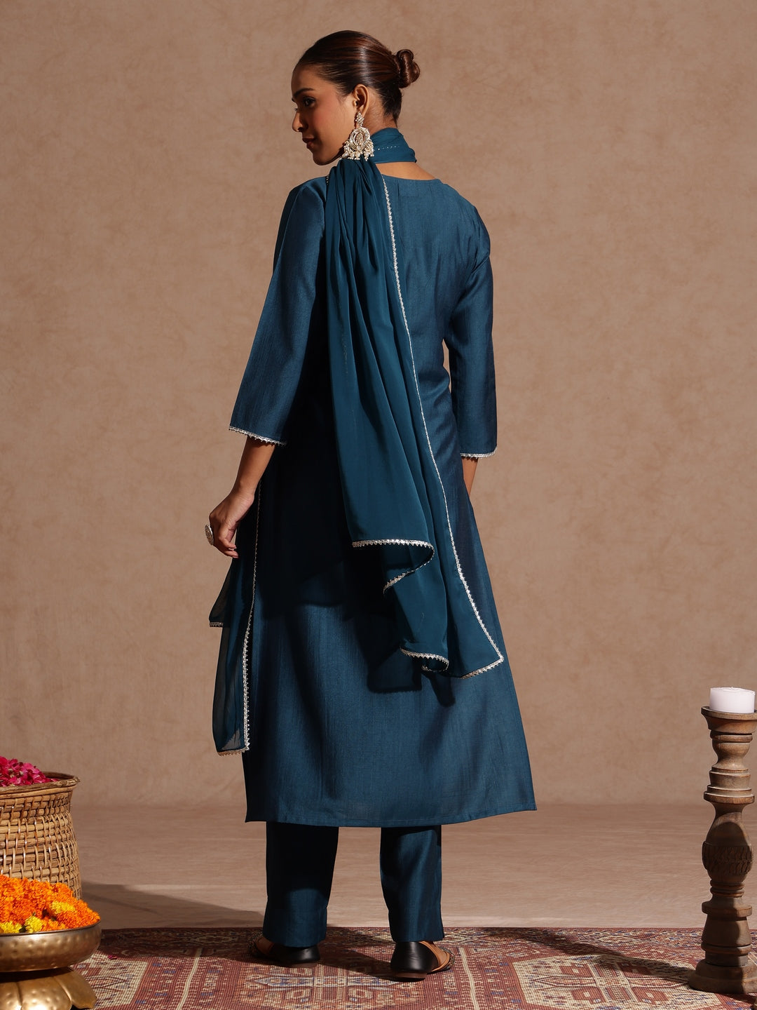 Ninnique Women's Teal Blue Silk Blend Embroidered Straight Kurta Set