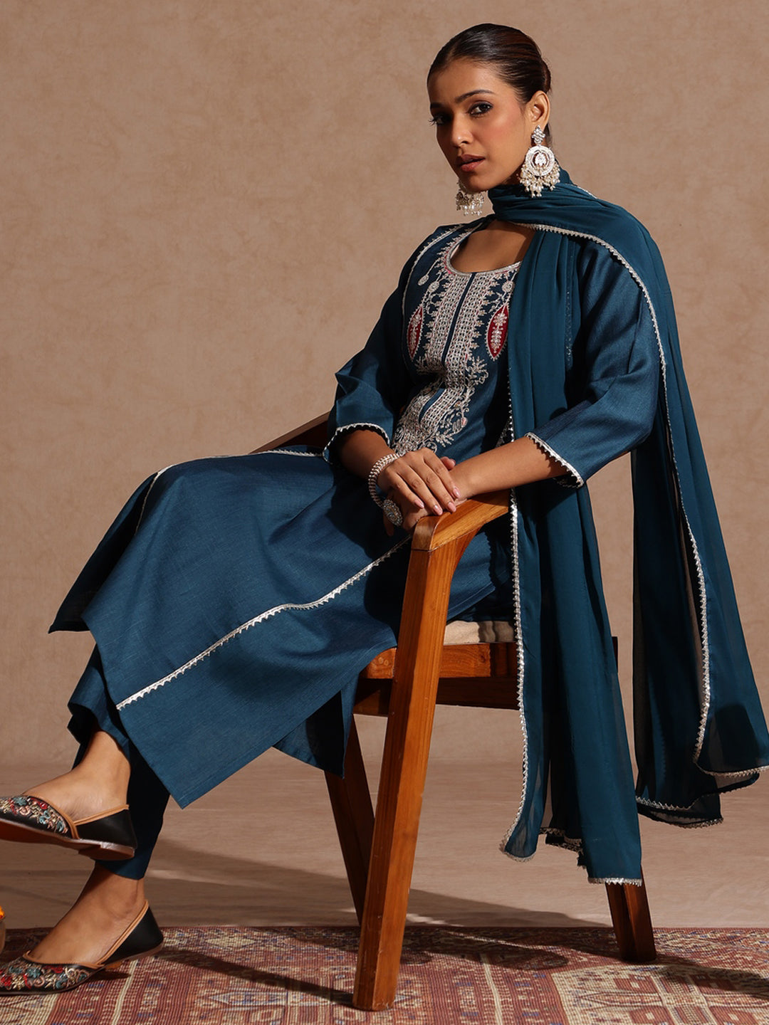 Ninnique Women's Teal Blue Silk Blend Embroidered Straight Kurta Set