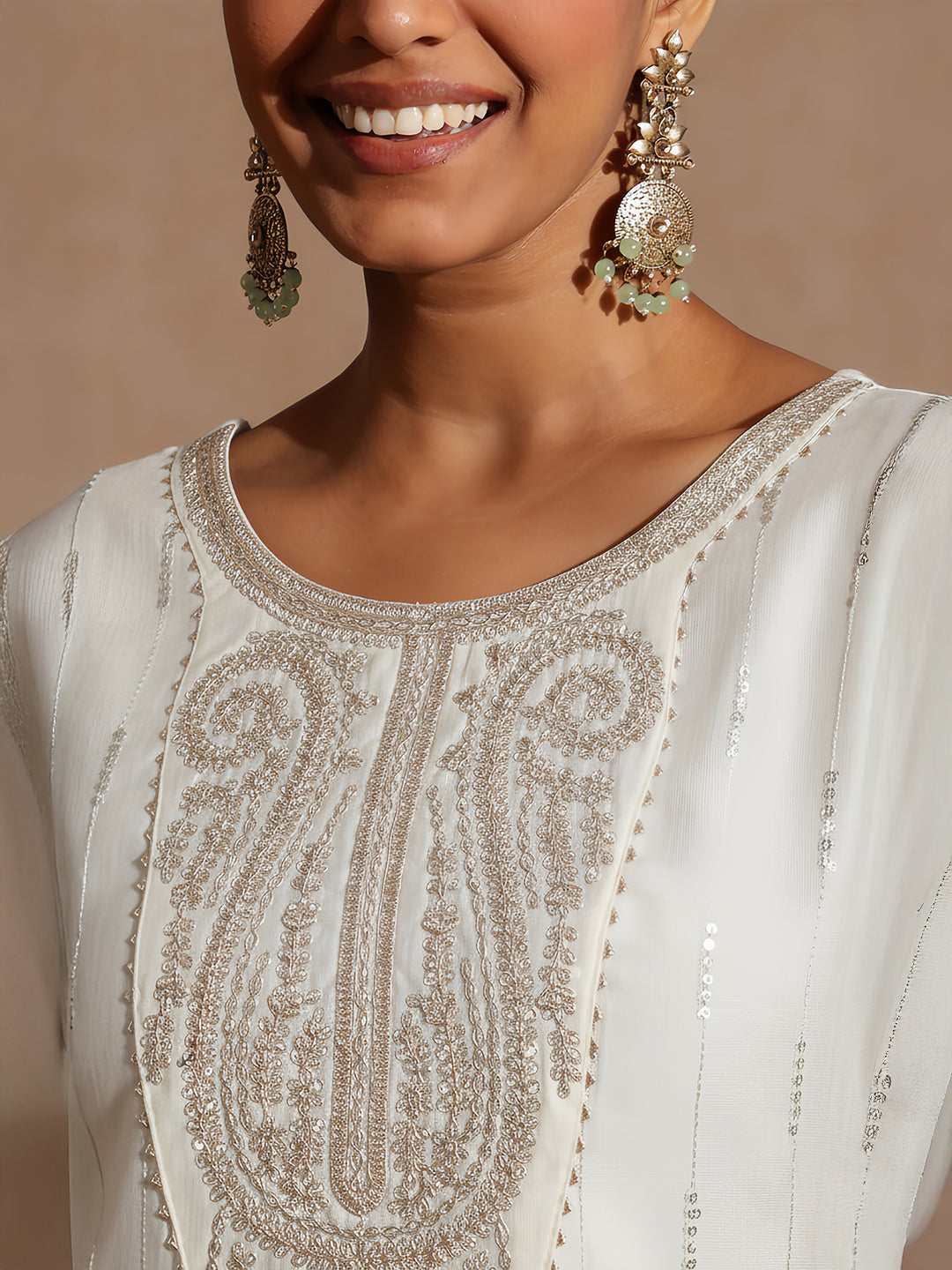 Ninnique Women's Off White Silk Blend Embellished Zari Embroidered Straight Kurta Set