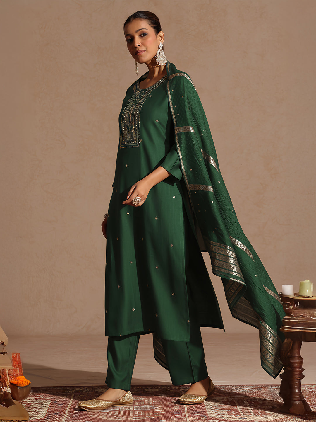 Ninnique Women's Bottle Green Silk Blend Embroidered Straight Kurta Set