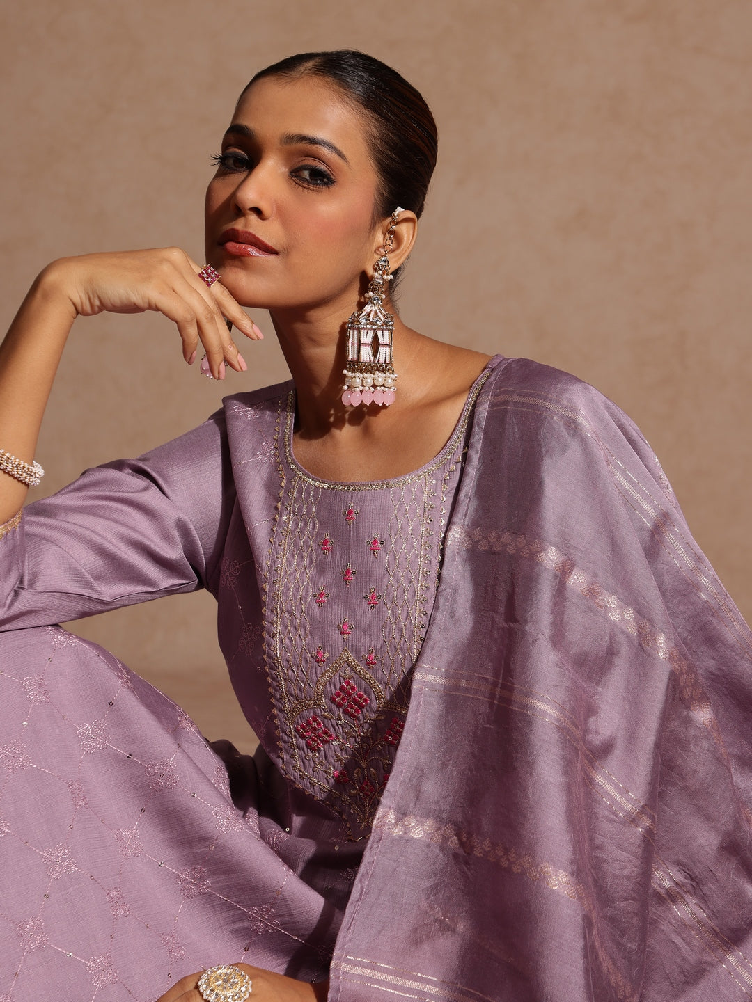 Ninnique Women's Lavender Silk Blend Embellished Straight Kurta Set