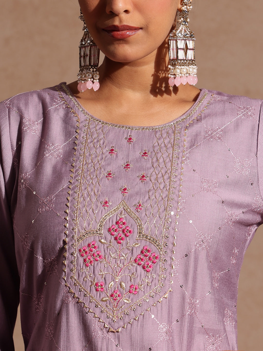 Ninnique Women's Lavender Silk Blend Embellished Straight Kurta Set
