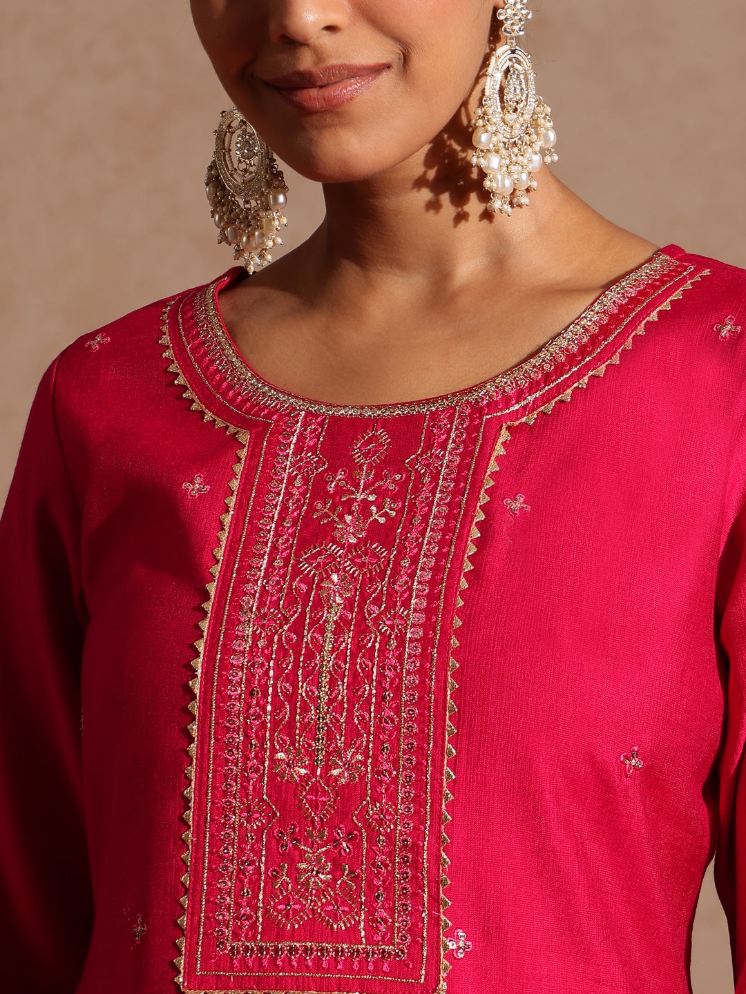 Ninnique Women's Pink Silk Blend Embroidered Straight Kurta Set