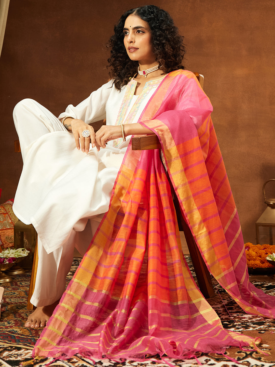 Ninnique Women's Off White Silk Blend Embellished Straight Kurta Set