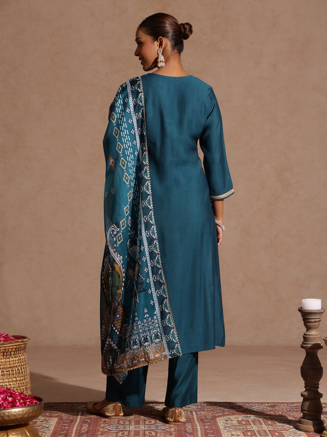 Ninnique Women's Teal Blue Silk Blend Yoke Design Straight Kurta Set With Printed Jacquard Dupatta