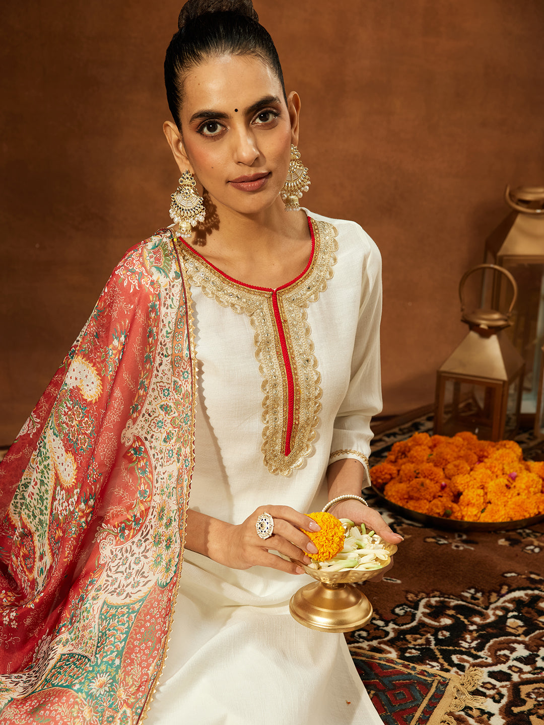 Ninnique Women's Off White Silk Blend Embellished Straight Kurta Set
