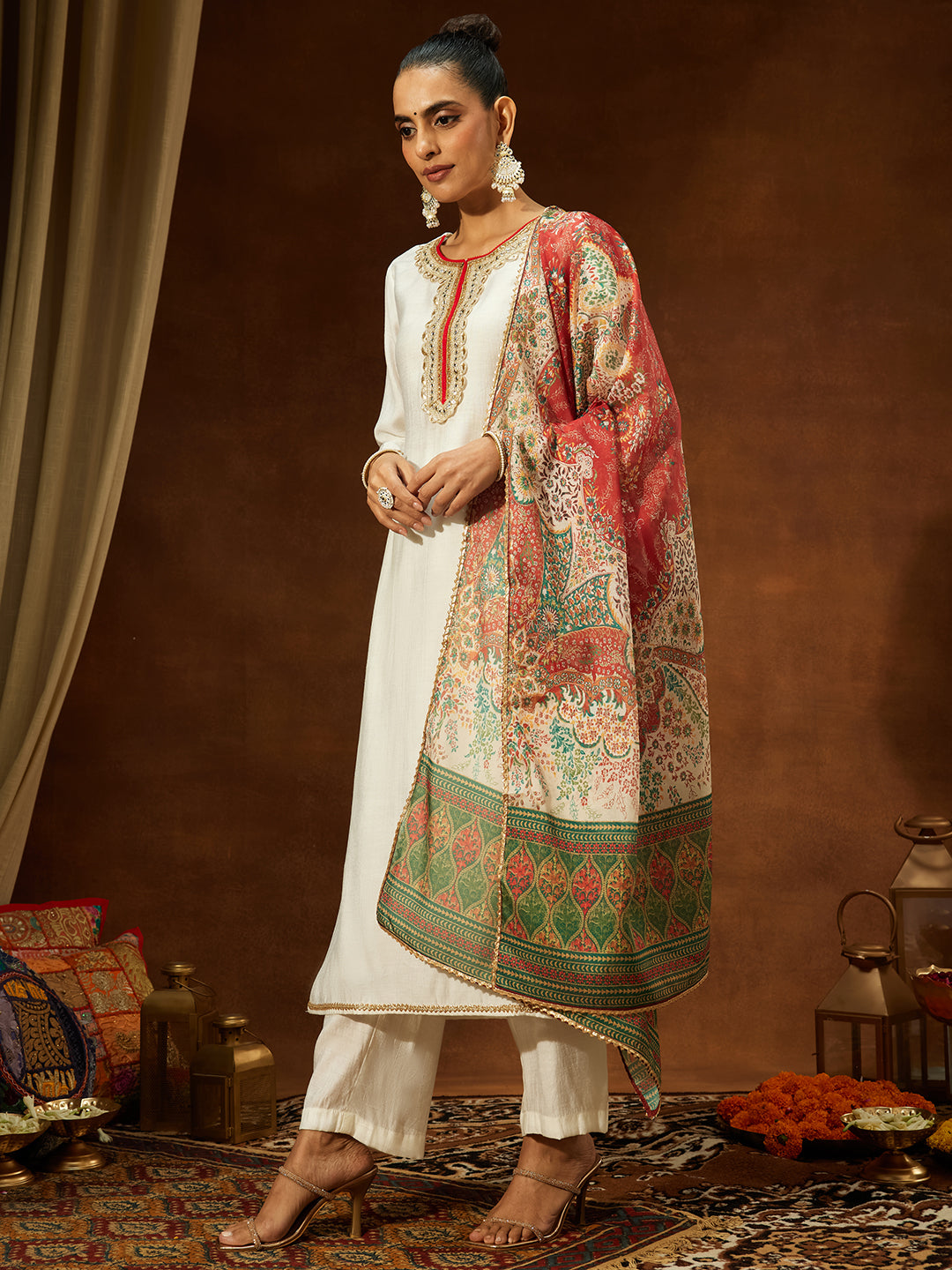 Ninnique Women's Off White Silk Blend Embellished Straight Kurta Set