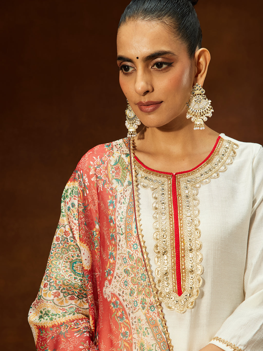 Ninnique Women's Off White Silk Blend Embellished Straight Kurta Set