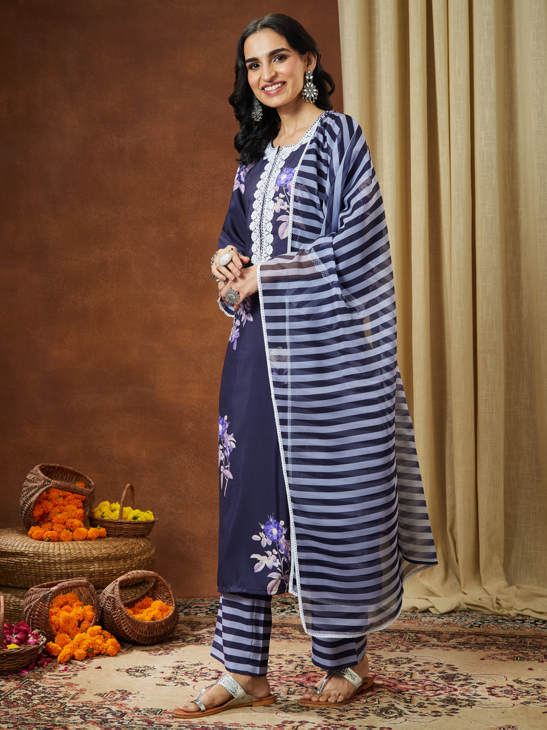 Ninnique Women's Purple Cotton Blend Floral Printed Straight Kurta Set