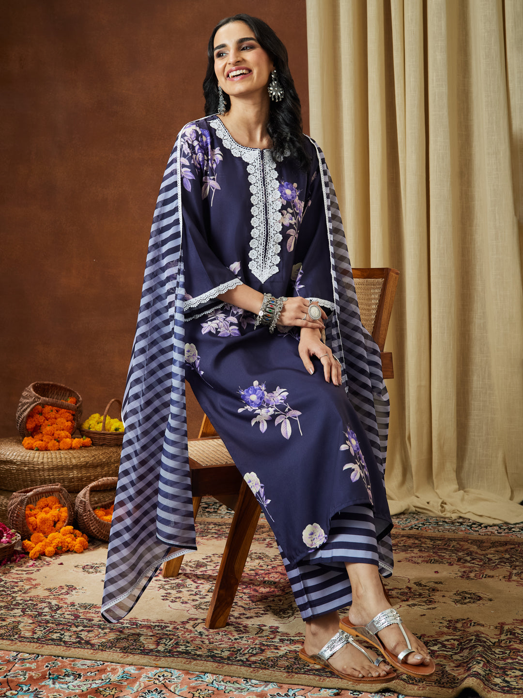 Ninnique Women's Purple Cotton Blend Floral Printed Straight Kurta Set