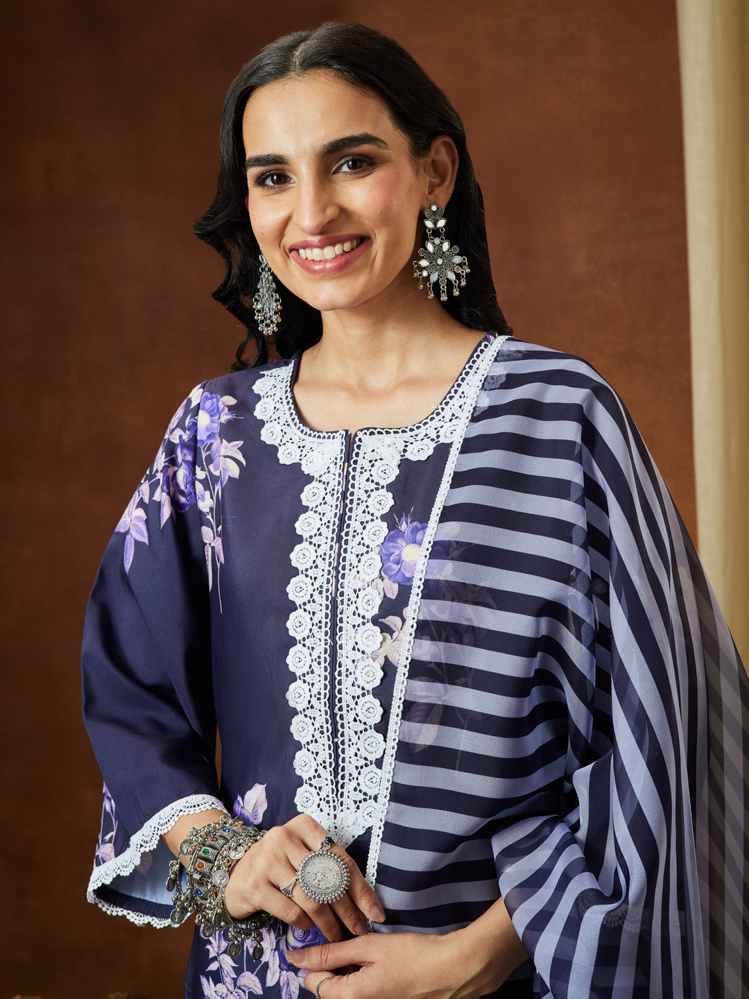 Ninnique Women's Purple Cotton Blend Floral Printed Straight Kurta Set