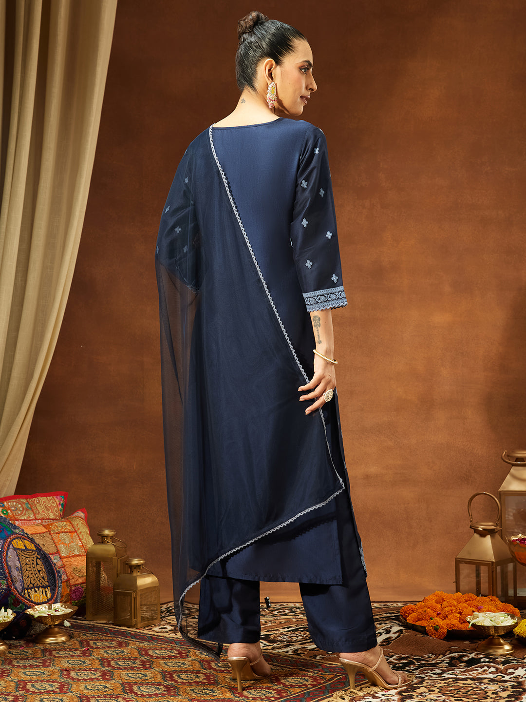 Ninnique Women's Navy Blue Silk Blend Ethnic Printed Straight Kurta Set