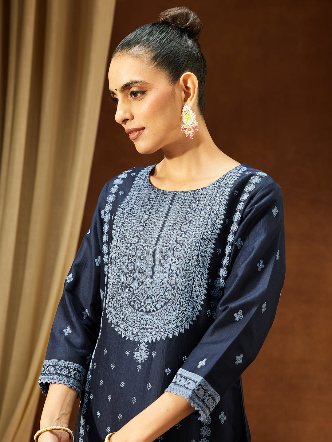 Ninnique Women's Navy Blue Silk Blend Ethnic Printed Straight Kurta Set
