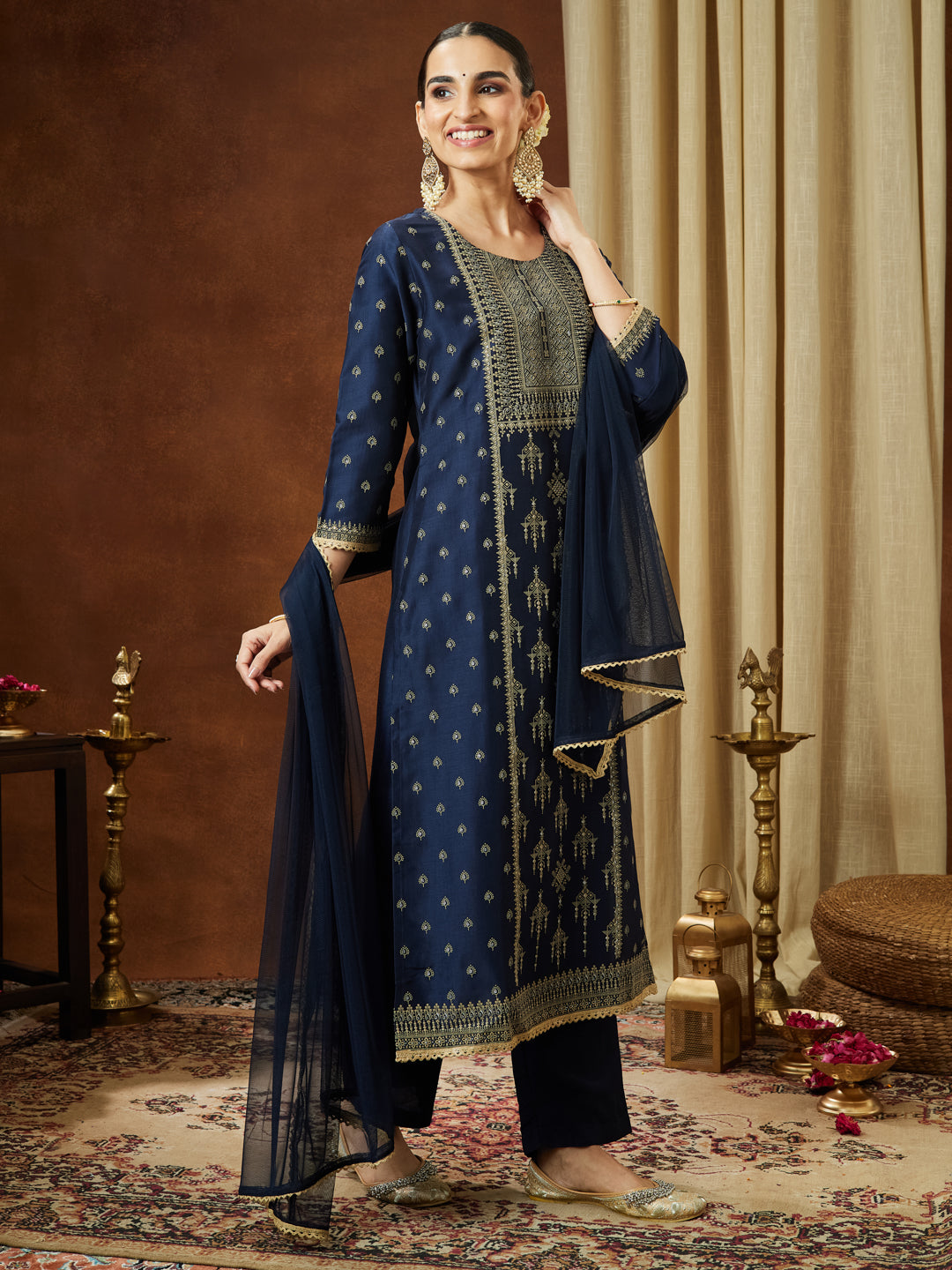 Ninnique Women's Navy Blue Silk Blend Ethnic Printed Straight Kurta Set